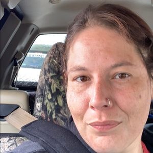 Meet your Posher, Em